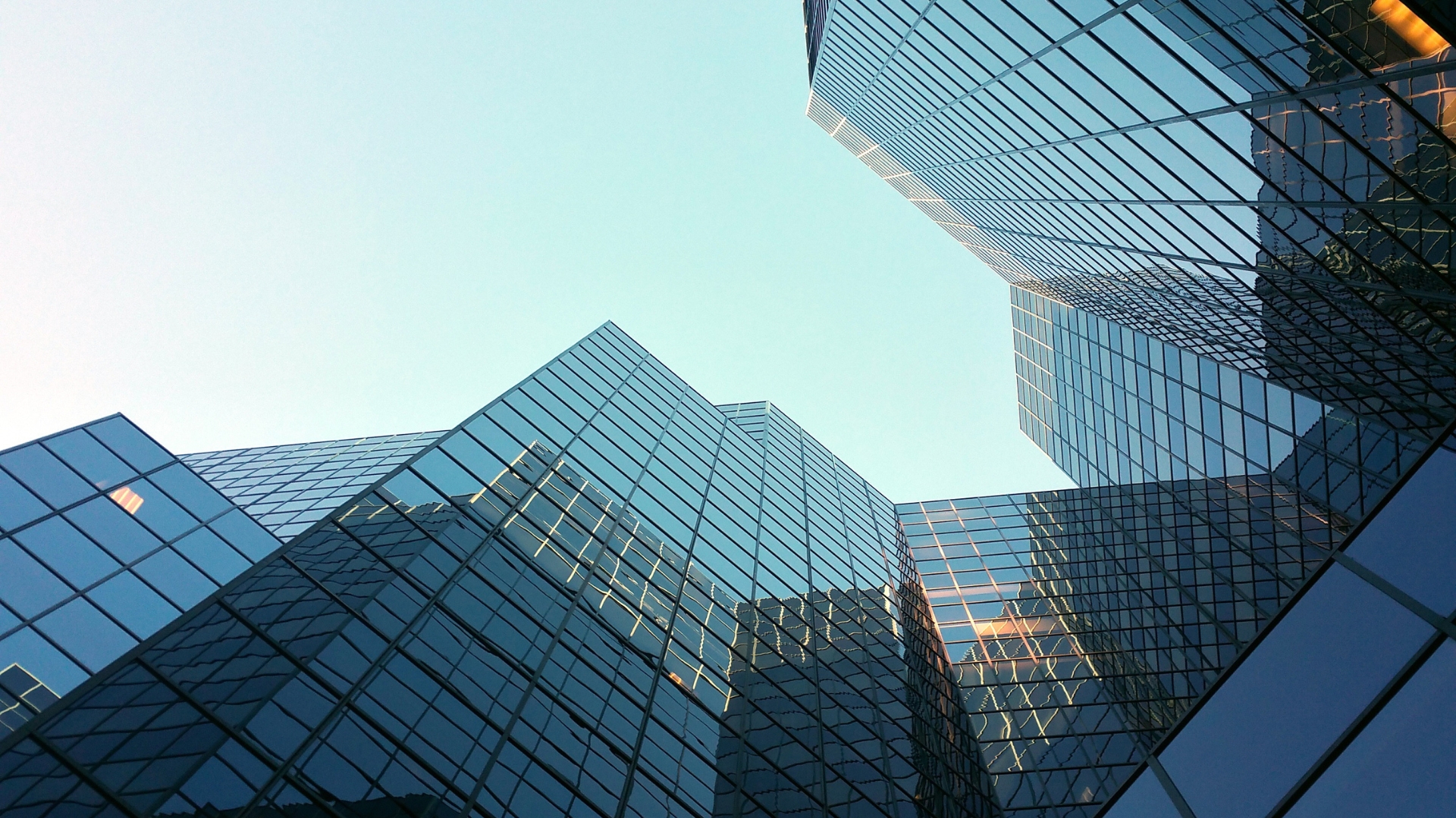 ลูกค้าที่มาออกรถกับเรา